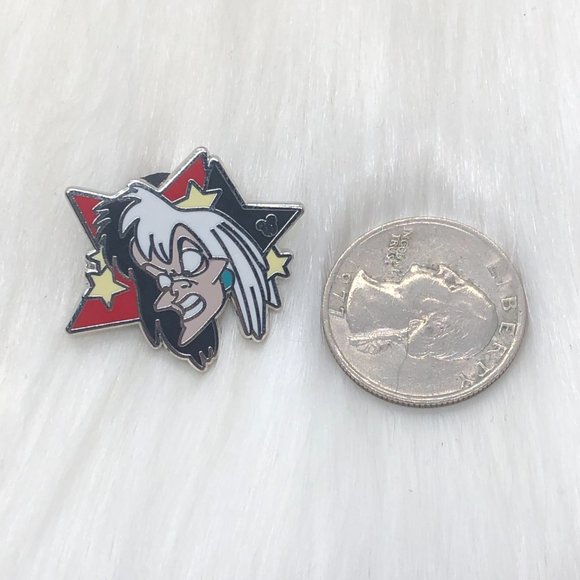 🔮 5/$25 Disney 101 Dalmatians‎ Cruella de Vil Star Pin - Picture 2 of 3